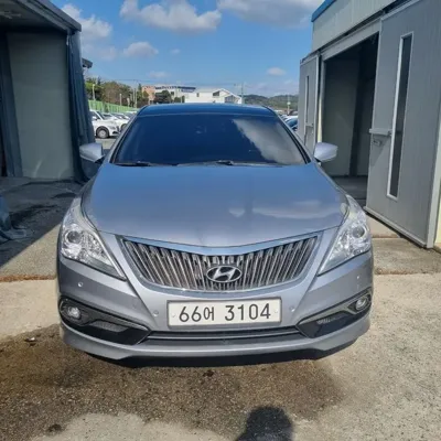 Hyundai Grandeur · 2015 год