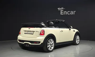 MINI Cooper Convertible 2015, 54341 км, за 11800000 KRW