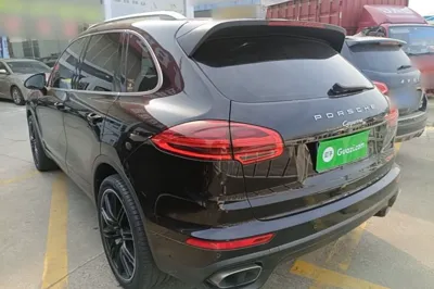 Porsche Cayenne 2016, 170600 км, за 194595.04 CNY
