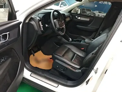 Volvo XC40 2021, 84100 км, за 92700 CNY - фото 12