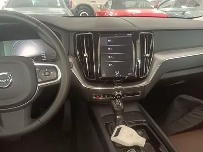 Volvo XC60 2019, 62699 км, за 130051.1 CNY - фото 16