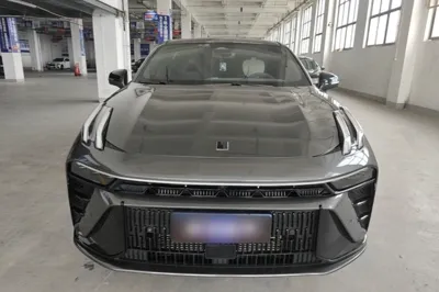 Lynk & Co 03 · 2023 год
