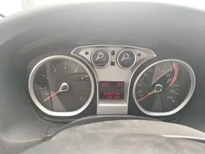 Ford Focus 2014, 124800 км, за 9300 CNY - фото 12
