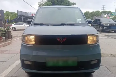 Wuling Hongguang MINIEV 2020, 36600 км, за 29272.06 CNY