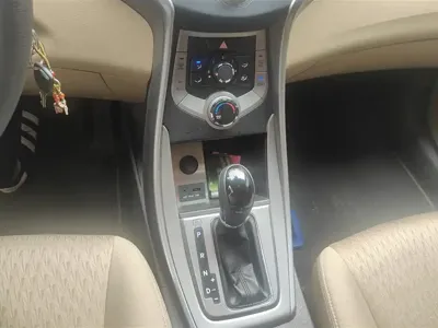 Hyundai Elantra Langdong 2012, 81100 км, за 15900 CNY - фото 16