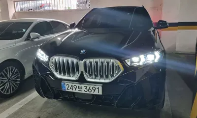 BMW X6 2025, 7155 км, за 116000000 KRW