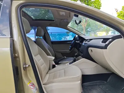 Skoda Octavia 2015, 100000 км, за 16500 CNY - фото 9