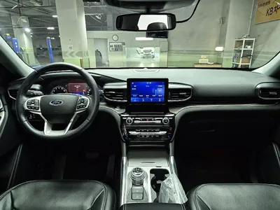 Ford Explorer 2022, 35990 км, за 37800000 KRW - фото 9
