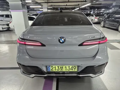 BMW i7 2023, 56808 км, за 109900000 KRW