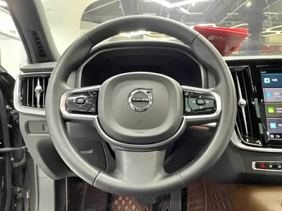 Volvo S90 2022, 40000 км, за 159800 CNY - фото 12
