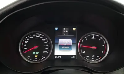 Mercedes-Benz C-Class 2018, 133960 км, за 16000000 KRW - фото 8