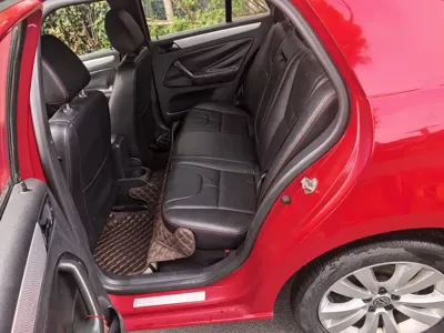 Volkswagen Bora 2011, 90000 км, за 13799 CNY - фото 8