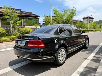 Volkswagen Passat Lingyu 2009, 147000 км, за 10800 CNY
