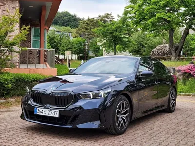 BMW 5-Series · 2025 год