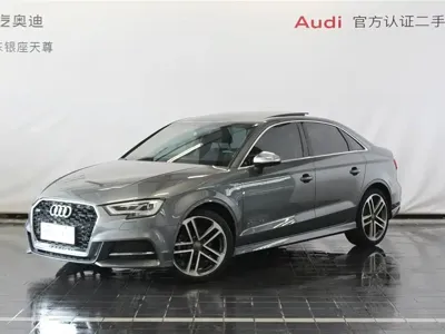 Audi A3 · 2018 год