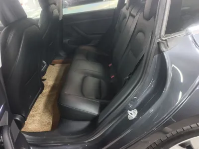 Tesla Model 3 2019, 50300 км, за 114157.63 CNY - фото 20