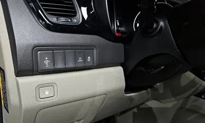 Kia Canival 2015, 151313 км, за 9500000 KRW - фото 14