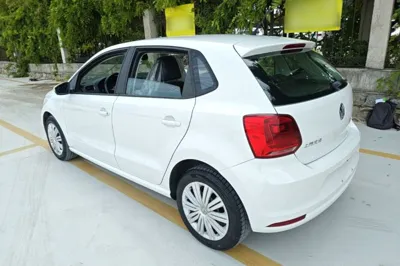 Volkswagen Polo 2016, 109700 км, за 43704.14 CNY