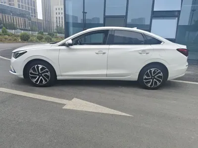 Changan Eado New Energy 2019, 170000 км, за 26800 CNY - фото 2