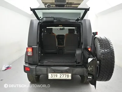 Jeep Wrangler 2010, 124542 км, за 10990000 KRW - фото 19