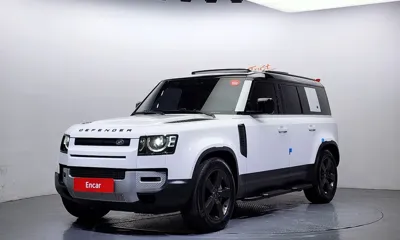 Land Rover Defender · 2022 год