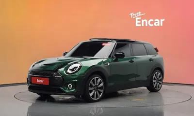 MINI Clubman · 2023 год