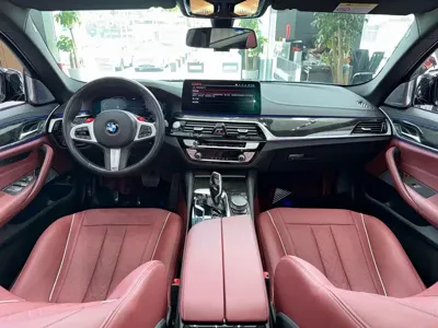 BMW 5 Series 2022, 50000 км, за 167800 CNY - фото 6