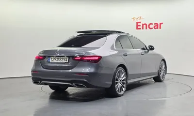 Mercedes-Benz E-Class 2022, 64243 км, за 42000000 KRW