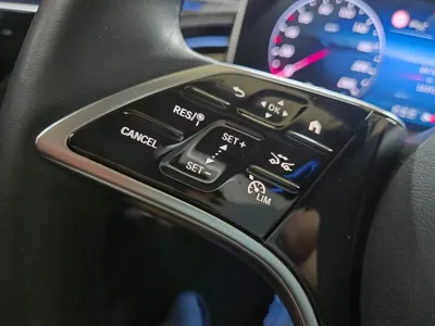 Mercedes-Benz E-Class 2025, 16500 км, за 56500000 KRW - фото 3
