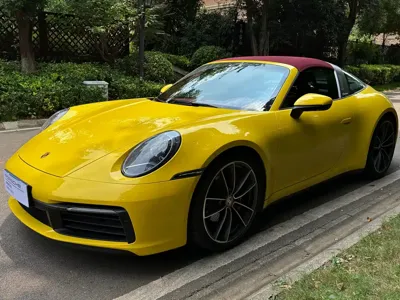 Porsche 911 · 2022 год