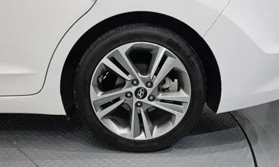 Hyundai Avante 2018, 50501 км, за 10990000 KRW - фото 5