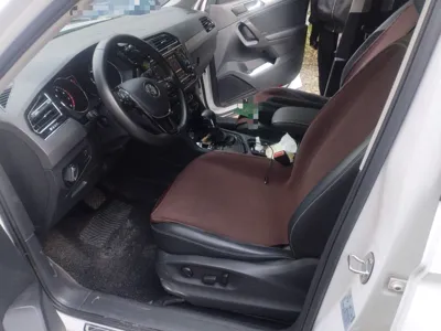 Volkswagen Tiguan L 2017, 47699 км, за 73172.4 CNY - фото 16