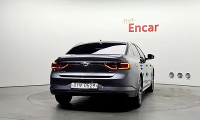 Renault-KoreaSamsung SM6 2016, 129906 км, за 6500000 KRW
