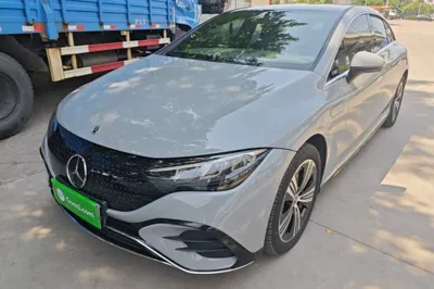 Mercedes-Benz EQE · 2022 год
