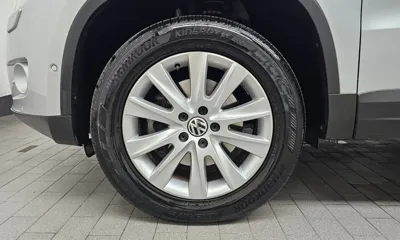 Volkswagen Tiguan 2010, 128916 км, за 3700000 KRW - фото 5
