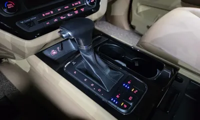 Kia Canival 2018, 138187 км, за 10490000 KRW - фото 9