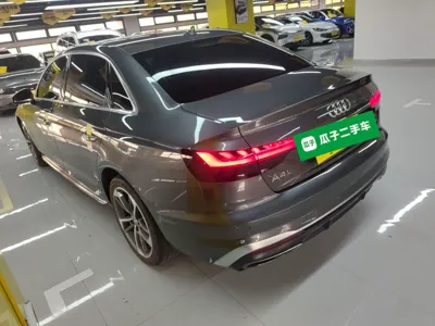 Audi A4L 2020, 122500 км, за 137332.58 CNY