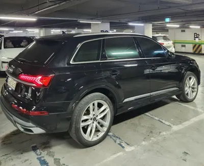 Audi Q7 2023, 59576 км, за 38080000 KRW - фото 2
