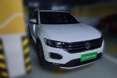 Volkswagen T-Roc 2018, 126100 км, за 55311.46 CNY