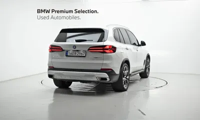 BMW X5 2025, 30452 км, за 89500000 KRW