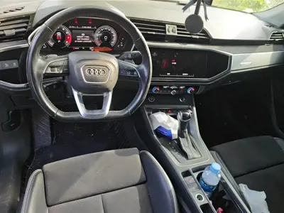 Audi Q3 2021, 96000 км, за 134000 CNY - фото 12