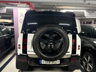 Land Rover Defender 2022, 93711 км, за 68900000 KRW