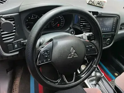 Mitsubishi Outlander 2019, 76400 км, за 55000 CNY - фото 14