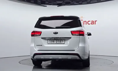Kia Canival 2017, 174971 км, за 7900000 KRW - фото 4