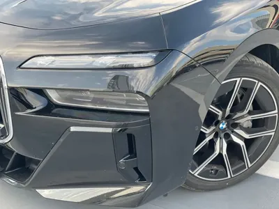 BMW 7-Series 2025, 5000 км, за 153000000 KRW