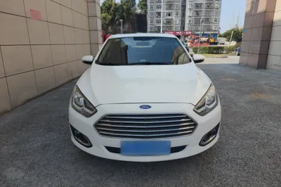Ford Escort 2017, 63800 км, за 41098.83 CNY - фото 8