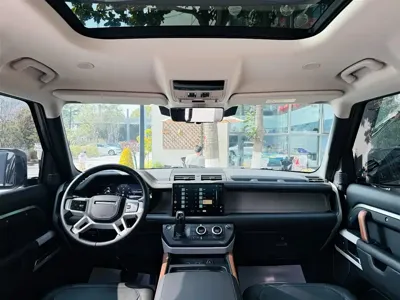 Land Rover Defender 2023, 40000 км, за 588800 CNY - фото 16