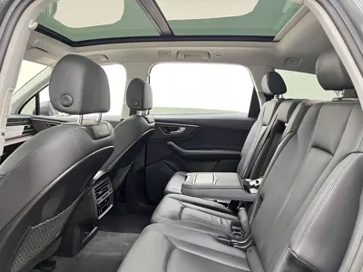 Audi Q7 2021, 21000 км, за 323000 CNY - фото 17