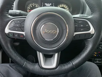 Jeep Renegade 2018, 89000 км, за 9900000 KRW - фото 14