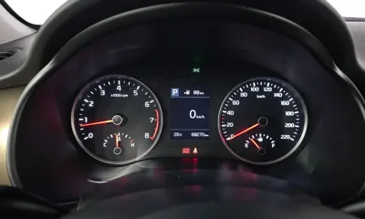 Kia Stonic 2018, 68270 км, за 10800000 KRW - фото 8